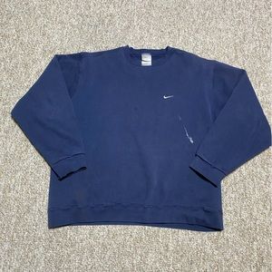 Men’s vintage Nike crewneck mens xl but fits like medium vintage 2000s